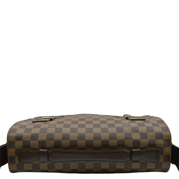 LOUIS VUITTON Broadway Messenger Bag Brown upper look