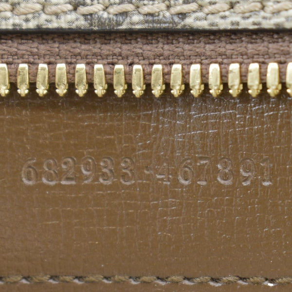 GUCCI Interlocking G Supreme Canvas Belt Bag Beige 682933