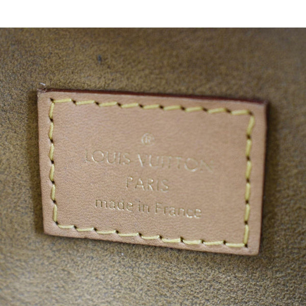 LOUIS VUITTON Boite Chapeau Souple Monogram Canvas Shoulder Bag Brown