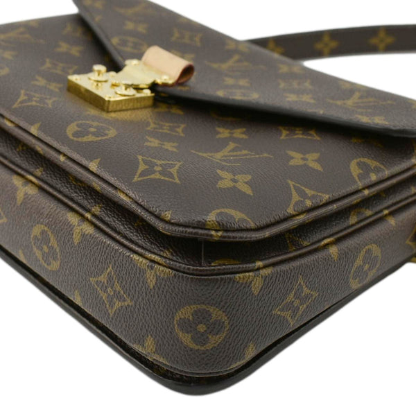 LOUIS VUITTON Metis Pochette Monogram Canvas Crossbody Bag Brown