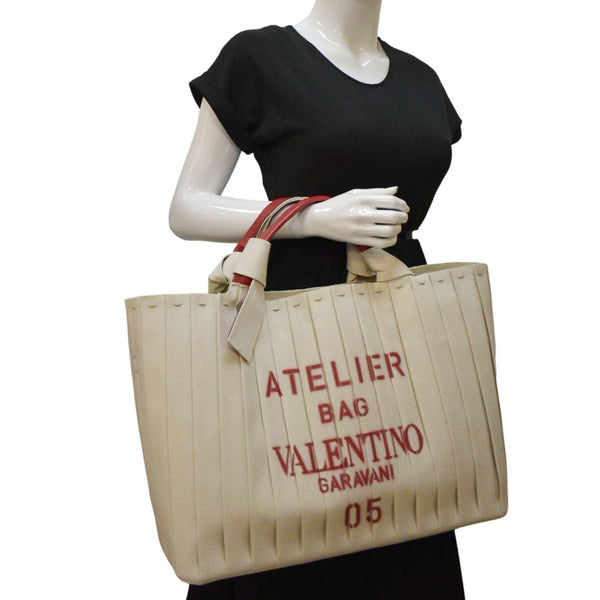 VALENTINO GARAVANI Atelier 05 Canvas Tote Bag Beige