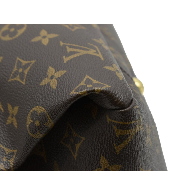 LOUIS VUITTON Artsy MM Monogram Canvas Hobo Bag Brown