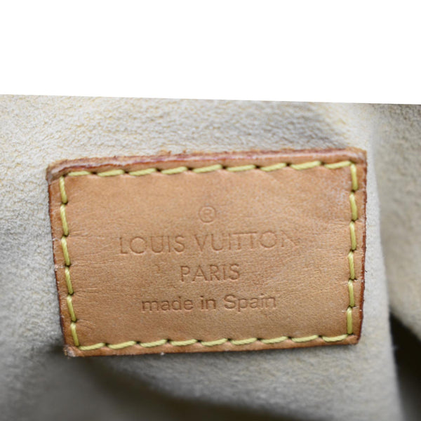 LOUIS VUITTON Artsy MM Monogram Canvas Hobo Bag Brown