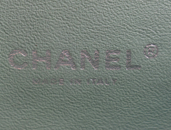 CHANEL Flap Quilted Patent Leather Shoulder Bag Green