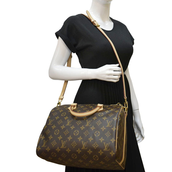 LOUIS VUITTON Speedy 30 Bandouliere Monogram Canvas Shoulder Bag Brown