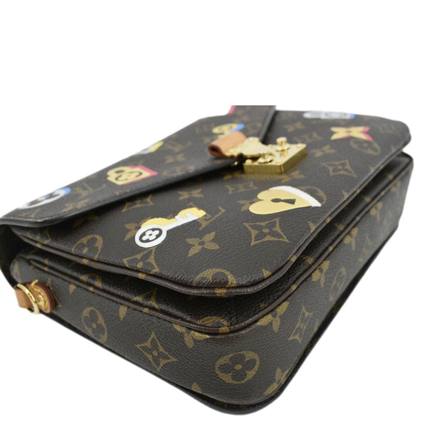 LOUIS VUITTON Lovelock Metis Pochette Patches Monogram Canvas Crossbody Bag Brown