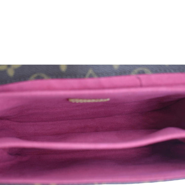 LOUIS VUITTON Lovelock Metis Pochette Patches Monogram Canvas Crossbody Bag Brown