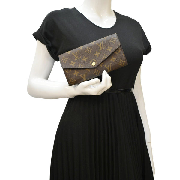 LOUIS VUITTON Sarah Monogram Canvas Wallet Brown
