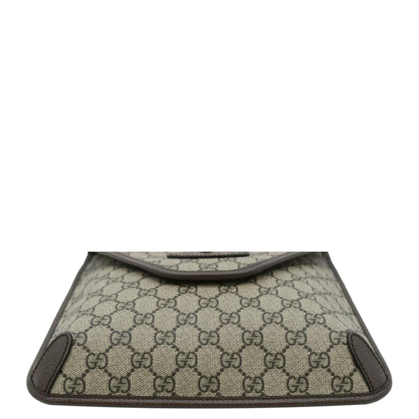 GUCCI Messenger Bag Beige back look