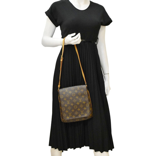 LOUIS VUITTON Musette Salsa Monogram Canvas Shoulder Bag Brown