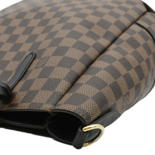 LOUIS VUITTON Brown Shoulder Bag front corner look