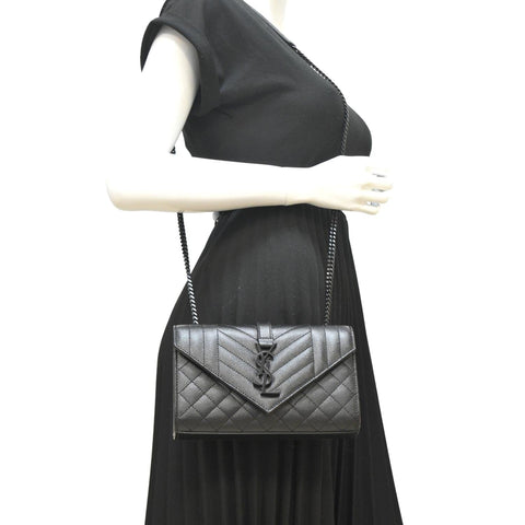 YVES SAINT LAURENT Grain De Poudre Embossed Leather Crossbody Chain Bag Black