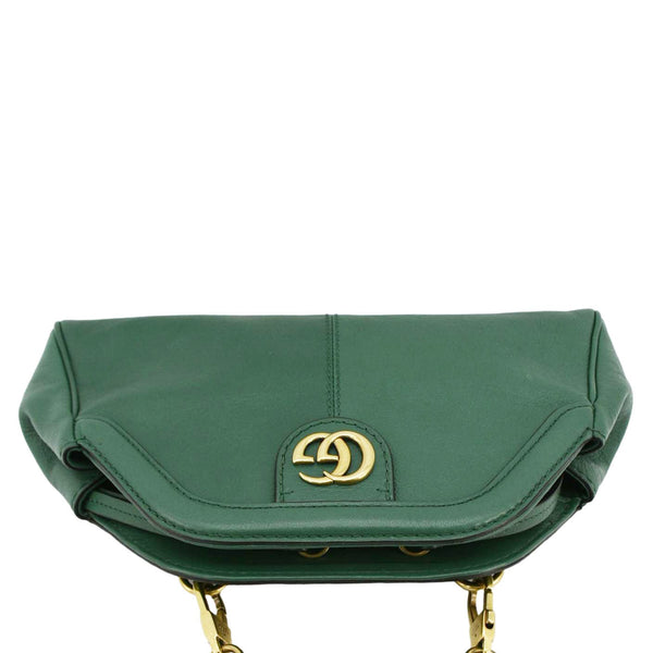 GUCCI Re(Belle) Tiger head Leather Green Shoulder Bag upper look