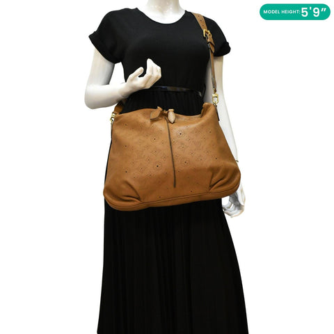 LOUIS VUITTON Selene PM Mahina Leather Tote Shoulder Bag Tan