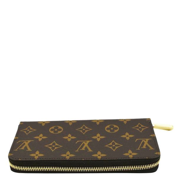 LOUIS VUITTON Monogram Canvas Zippy Wallet Brown