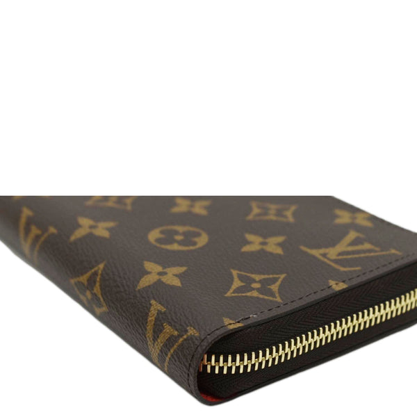LOUIS VUITTON Monogram Canvas Zippy Wallet Brown
