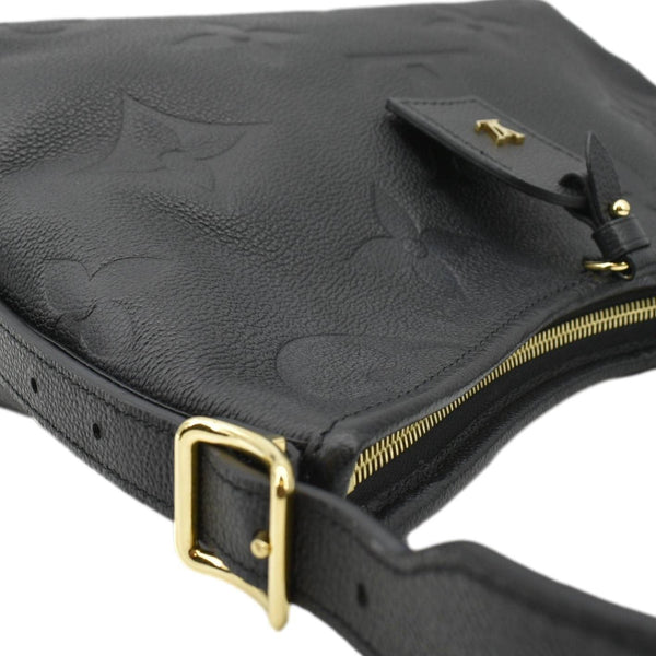 LOUIS VUITTON Black Shoulder Bag front right end look