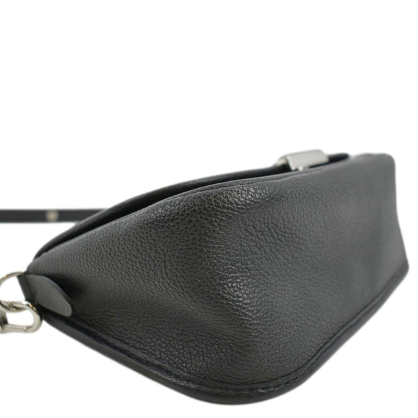 LOUIS VUITTON Buci Epi Grained Leather Shoulder Bag Black