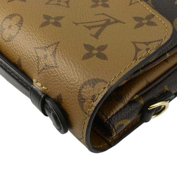LOUIS VUITTON Metis Pochette Reverse Monogram Canvas Crossbody Bag Brown