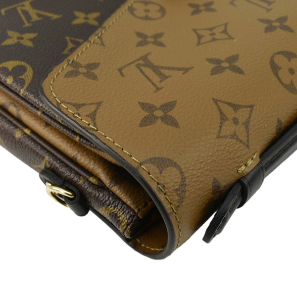 LOUIS VUITTON Metis Pochette Reverse Monogram Canvas Crossbody Bag Brown