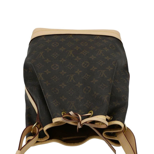 LOUIS VUITTON Brown Shoulder Bag lower tilt look