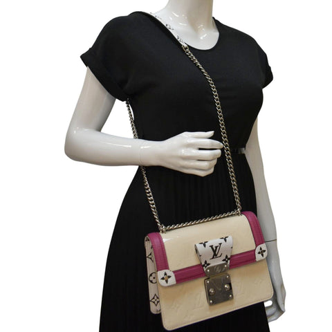 LOUIS VUITTON Wynwood Monogram Vernis Leather Crossbody Bag Beige