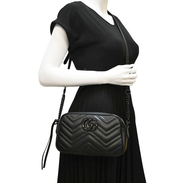 GUCCI GG Marmont Matelasse Chevron Leather Black Crossbody Bag dummy look