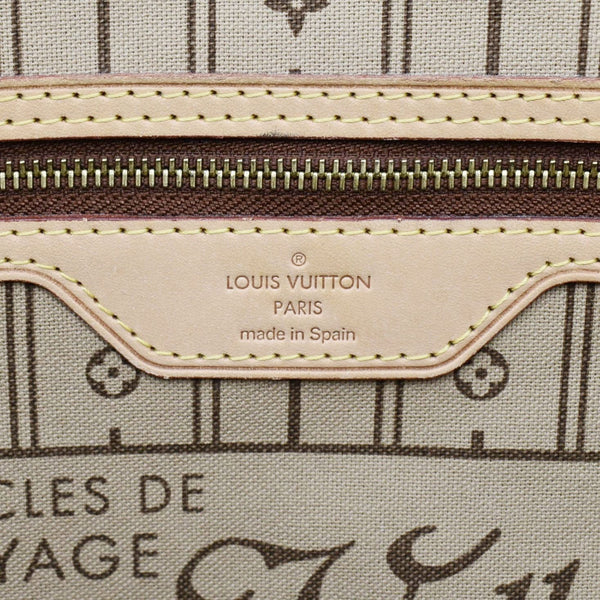 LOUIS VUITTON Brown Shoulder Bag tag view