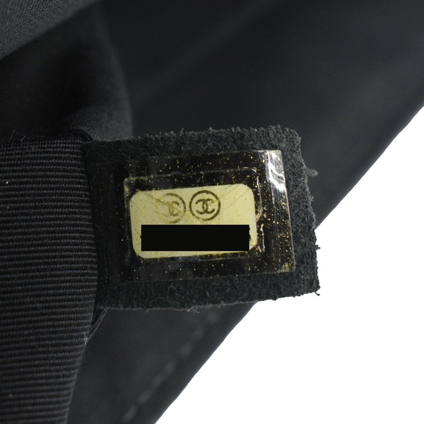 CHANEL Surpique Jumbo Chevron Lambskin Leather Flap Crossbody Bag Black