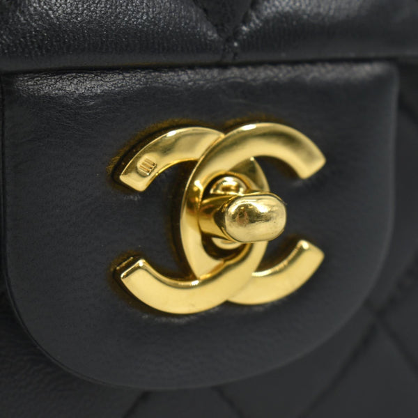 CHANEL Classic Vintage Black Quilted Leather Shoulder Bag with lock