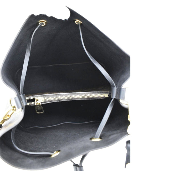 LOUIS VUITTON Neonoe Monogram Canvas Shoulder Bag Black