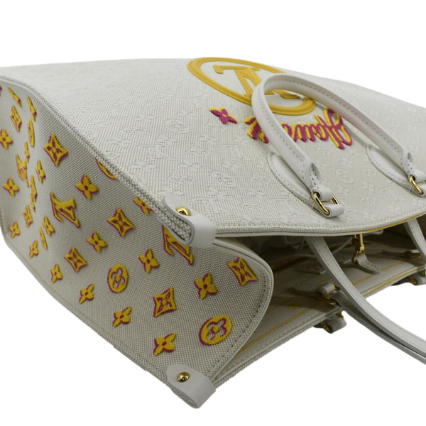 LOUIS VUITTON Hawaii Onthego GM Monogram Tuffetage Tote Shoulder Bag Off White