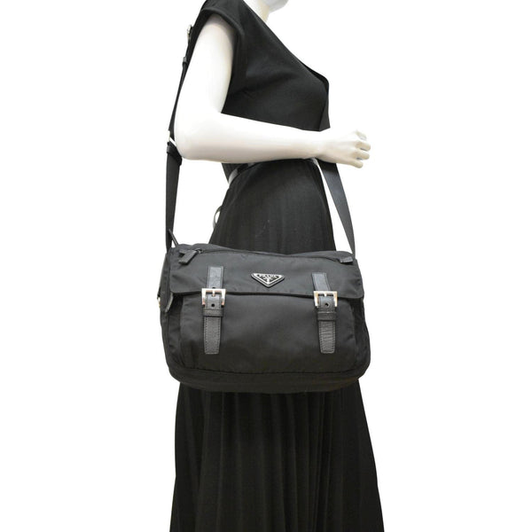 PRADA Nylon Messenger Bag Black dummy look