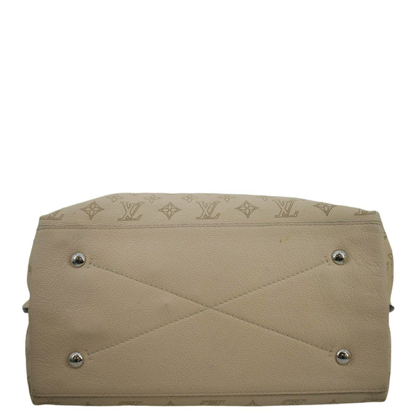 LOUIS VUITTON Carmel Mahina Leather Hobo Bag Creme