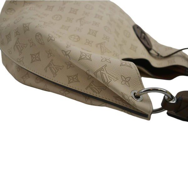 LOUIS VUITTON Carmel Mahina Leather Hobo Bag Creme