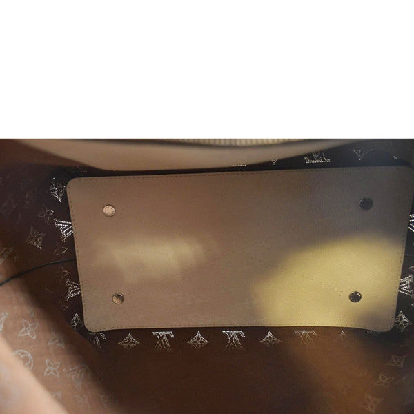 LOUIS VUITTON Carmel Mahina Leather Hobo Bag Creme