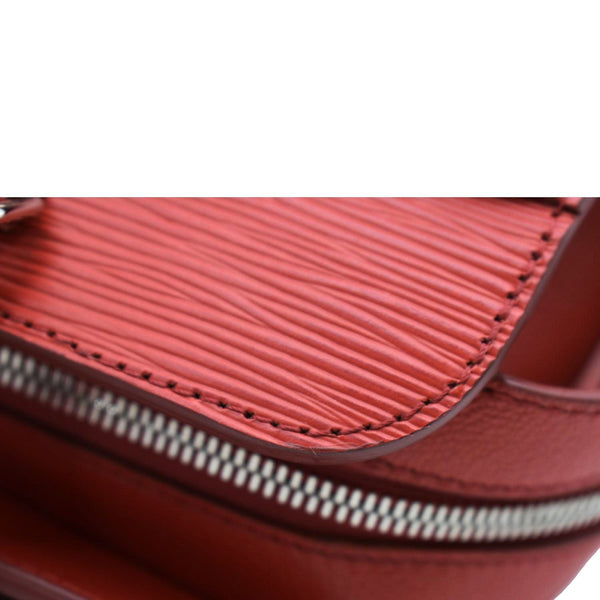 LOUIS VUITTON Vaneau MM Epi Leather Shoulder Bag Red
