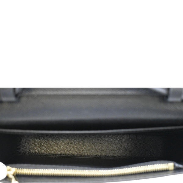 LOUIS VUITTON Reverse Canvas Chain Wallet Light Brown inner look