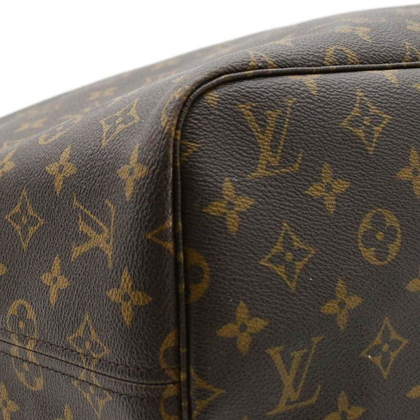 LOUIS VUITTON Neverfull GM Monogram Canvas Shoulder Bag Fuchsia