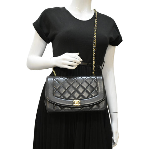 HANEL Diana Flap Vintage Quilted Leather Shoulder Bag Black dummy look