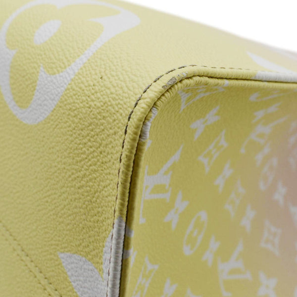 LOUIS VUITTON Monogram Tote Bag Pink lower right corner look