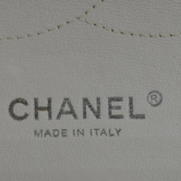 CHANEL Jumbo Double Flap Quilted Caviar Leather Shoulder Bag White