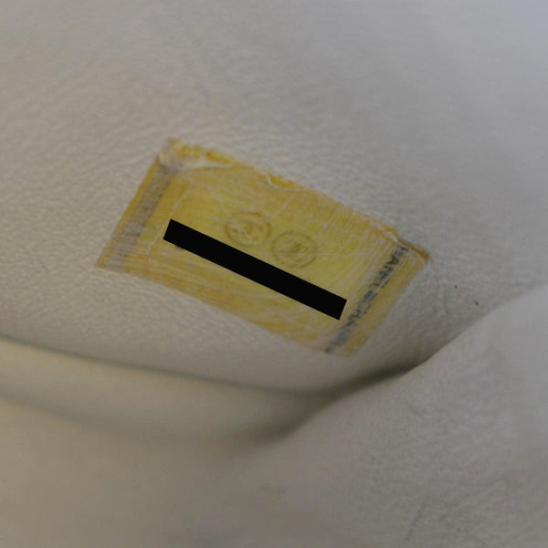 CHANEL Jumbo Double Flap Quilted Caviar Leather Shoulder Bag White