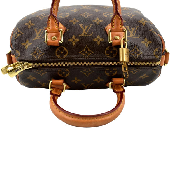 LOUIS VUITTON Speedy 25 Monogram Canvas Satchel Bag Brown