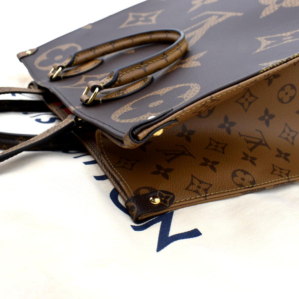 LOUIS VUITTON Onthego GM Giant Monogram Canvas Tote Shoulder Bag Brown