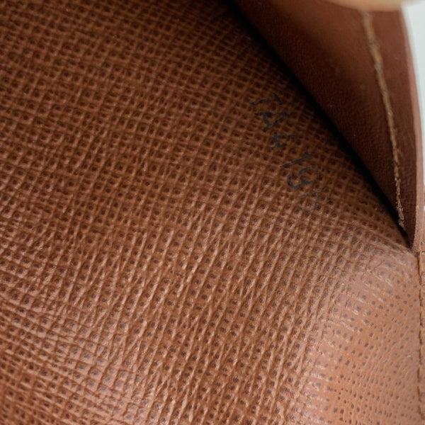 LOUIS VUITTON Brazza Monogram Canvas Bifold Long Wallet Brown
