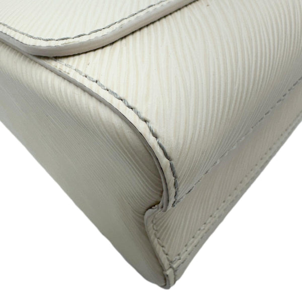 LOUIS VUITTON Twist MM Epi Leather Chain Shoulder Bag Off White