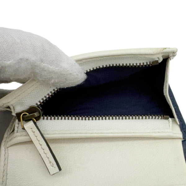 GUCCI GG Marmont Matelasse Diagonal Leather Card Case Wallet Off White 573811