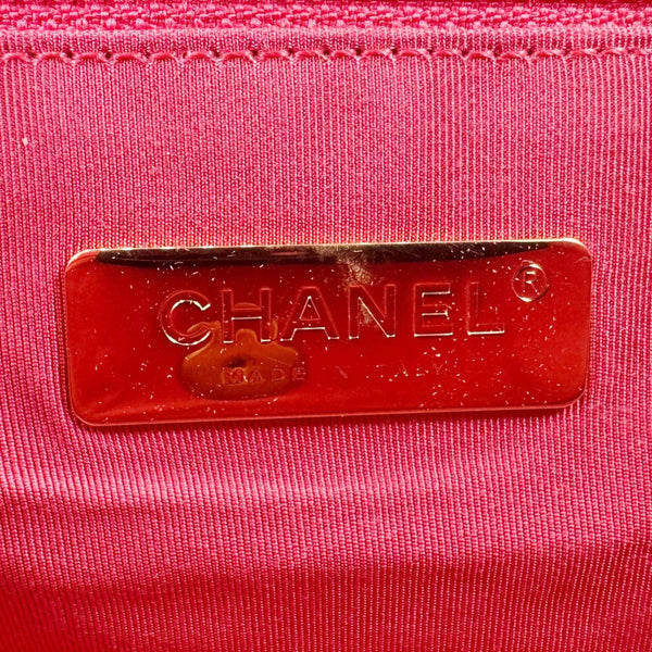 Chanel 19 Flap Medium Lambskin Quilted Leather Shoulder Bag Pink