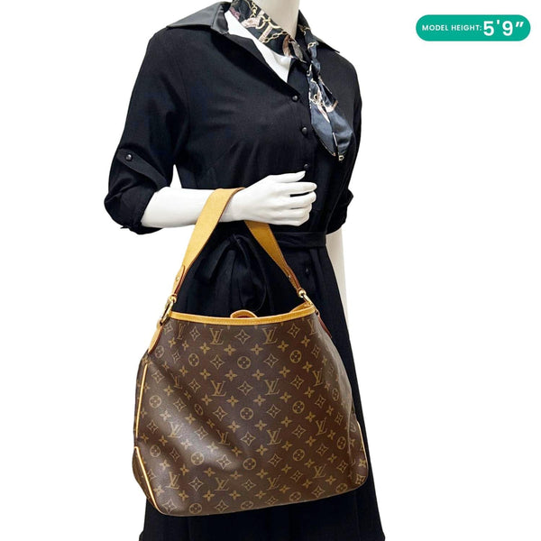 LOUIS VUITTON Delightful MM Monogram Canvas Hobo Shoulder Bag Brown
